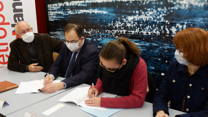 Signature Contrat eau et climat