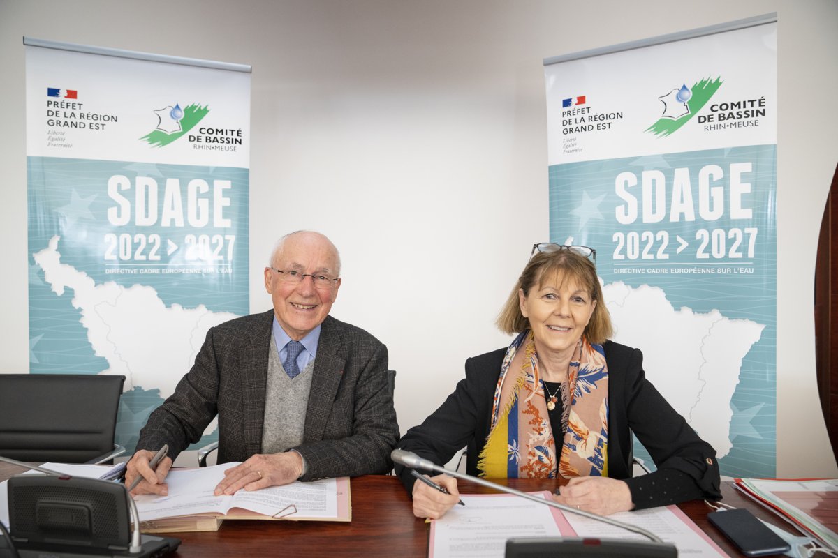 Signature du SDAGE